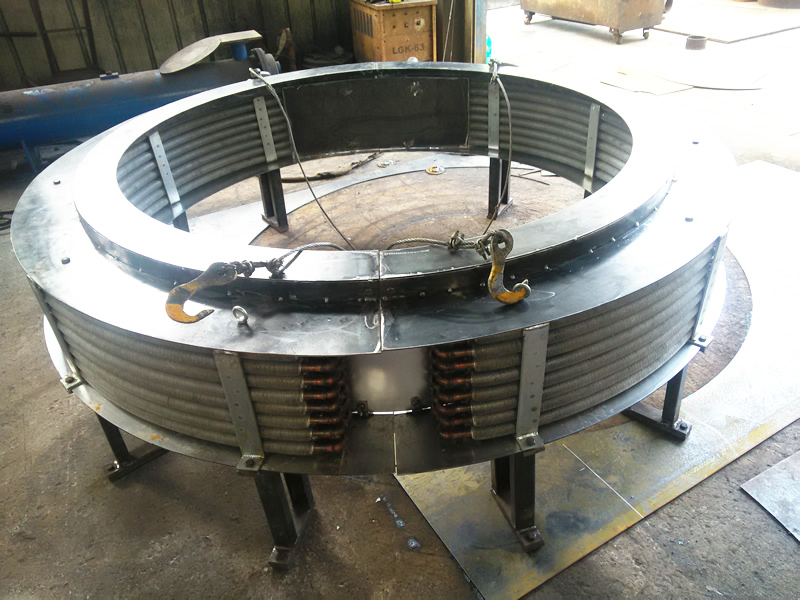 <b>龍背灣水電站 - 上導軸承油冷卻器</b>